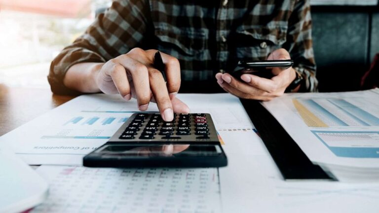 COVID $1.9 trillion relief bill calculator: How much might you receive?