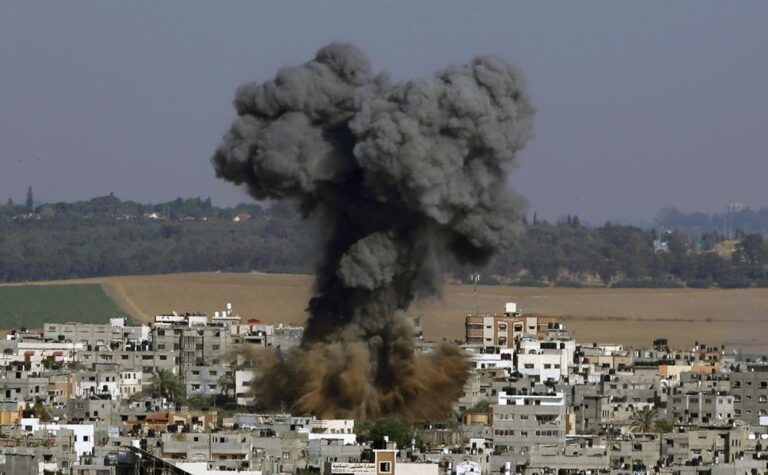 Civilians in Gaza flee their homes as missile strikes between Israel, Gaza continue