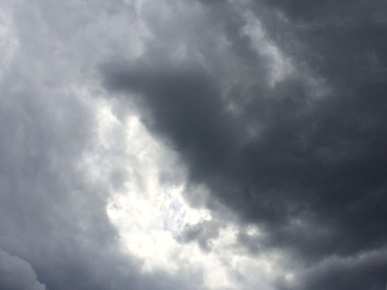 Thunderstorms, and downpours likely for Hamilton, Niagara Region