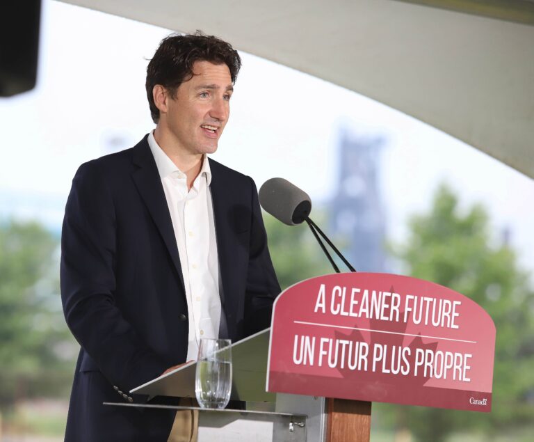 Trudeau pledges $420M to phase out coal at Algoma Steel in campaign-style visit