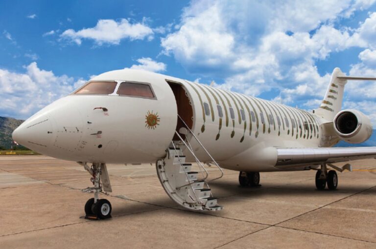 The privilege of pandemic private jets. How wealthy Canadians travelled during COVID-19