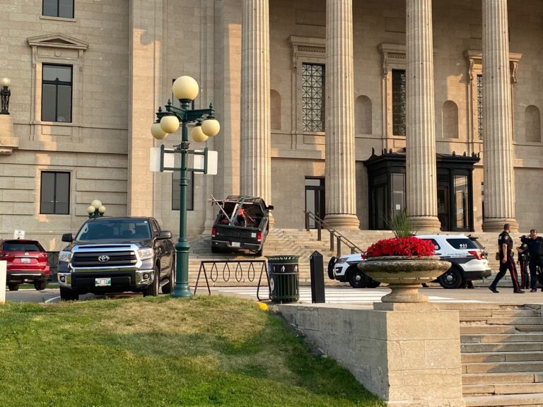 Police respond after truck drives up front steps of Manitoba Legislature