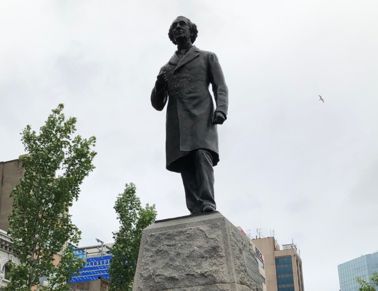 Committee votes down motion to remove downtown Hamilton statue of Sir John A. Macdonald