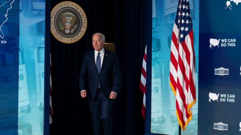 Biden seeks to strengthen options for workers with new order
