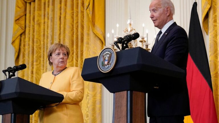 US, Germany seal deal on contentious Russian gas pipeline US, Germany seal deal on contentious Russian gas pipeline