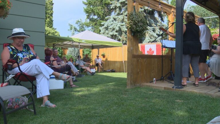Saskatoon counsellor offers tips on adapting to gatherings post-COVID-19 restrictions