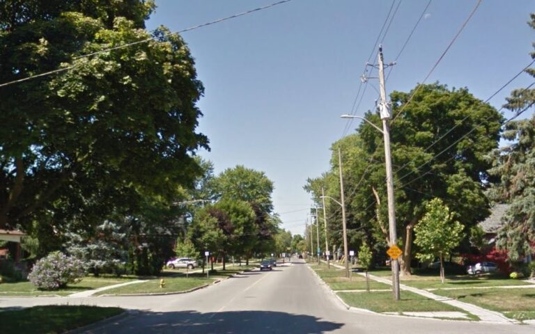 Jeep found on fire, 2 men sought in vehicle theft that seriously injured woman: London, Ont. police