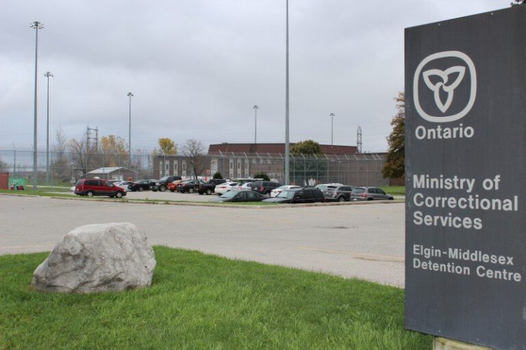London man charged in crash near Ingersoll found unresponsive in cell at EMDC