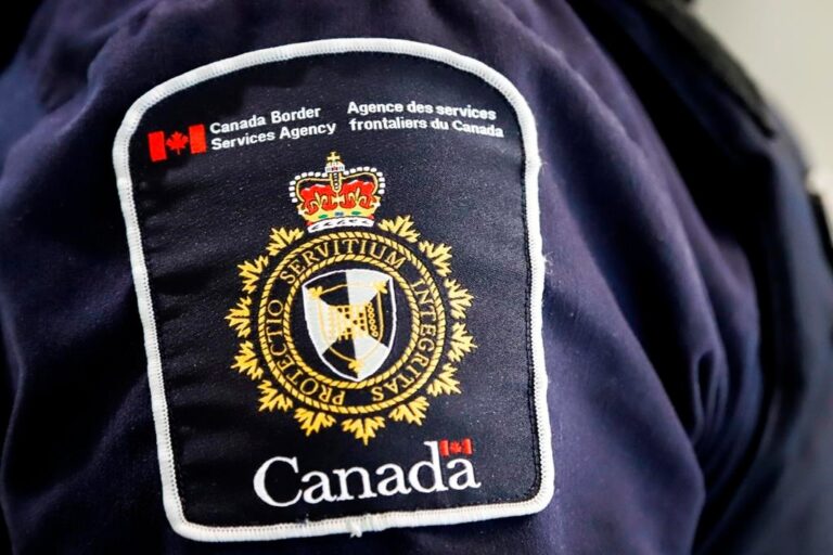 Canada to see more travellers on first weekend of eased COVID-19 rules: CBSA