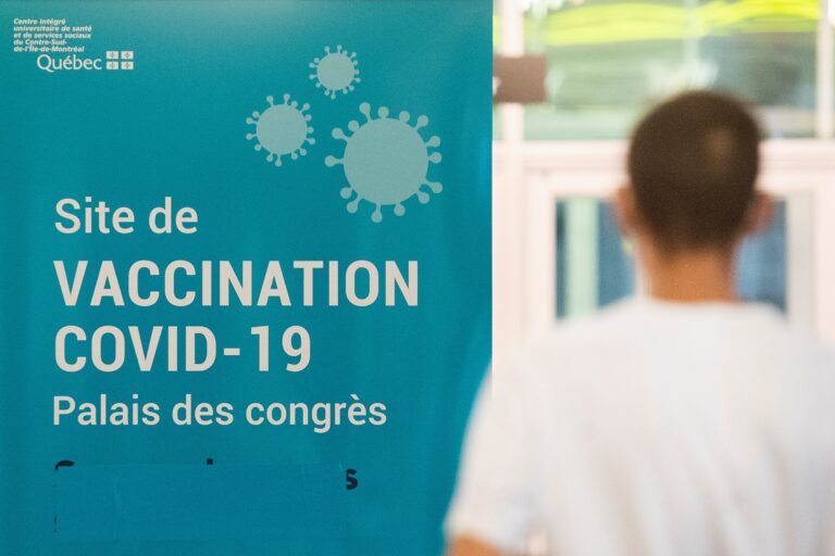 Quebec reports 386 new COVID-19 cases, hospitalizations down slightly