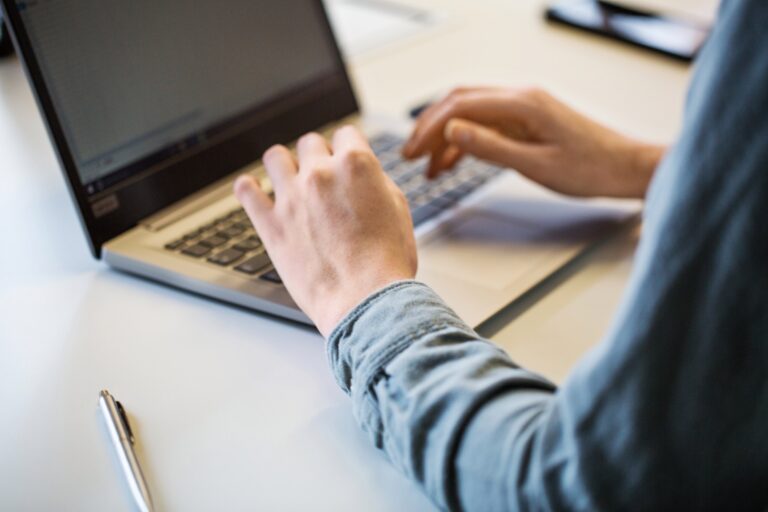 University of Calgary students call out last-minute shift to online learning