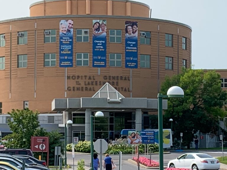 Unvaccinated ER nurse tests positive for COVID-19 at Lakeshore General Hospital
