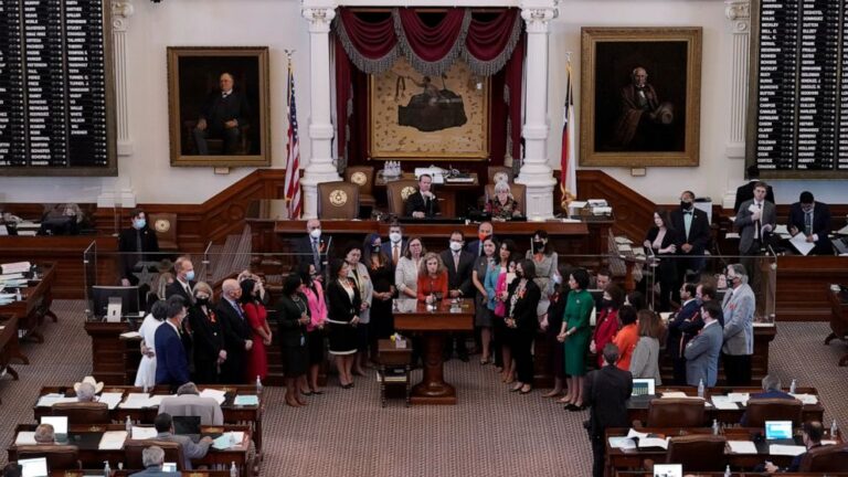 Clinics ask Supreme Court to block Texas 6-week abortion ban