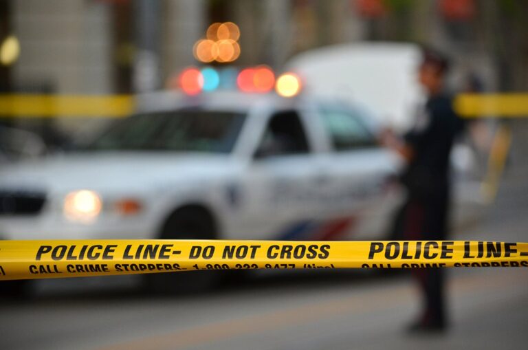Vehicles targeted in attempted arson Monday in Saint-Laurent