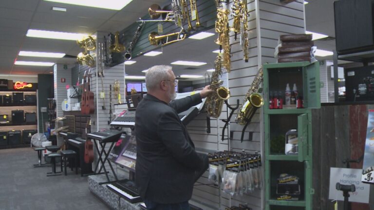 ‘A lot of excitement’: Lethbridge music teachers prepare for near-normal school year