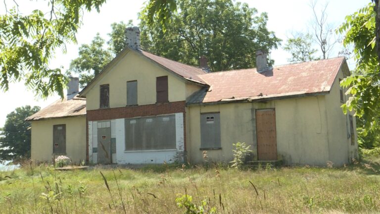 Prince Edward County residents fight to save heritage homes slated to be demolished