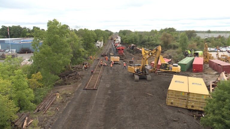Crews work to clear railway after 2-train crash in Prescott, Ont.