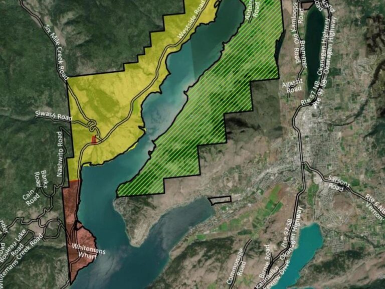 White Rock Lake wildfire: No changes expected for evacuation orders, alerts during long weekend