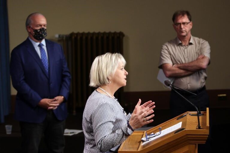 B.C. to return to notifying schools, parents about COVID-19 exposures