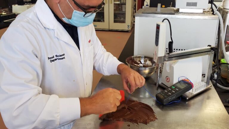 University of Guelph team uses CLS to explore the mystery of chocolate-making