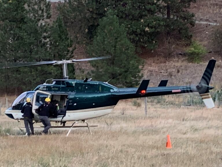 Helicopter rescue for Alberta couple lost while hiking near Peachland, B.C.