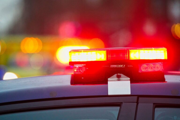Collision in Pointe-aux-Trembles leaves motorcyclist in critical condition