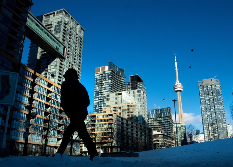 Ontario’s COVID-19 vaccine certificate program will apply to condos that opt-in