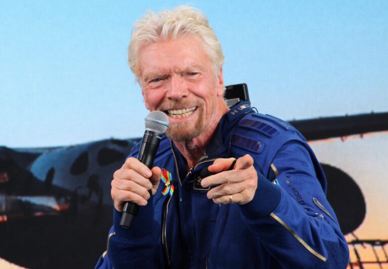 FAA grounds Virgin Galactic over Richard Branson’s wobbly trip to space