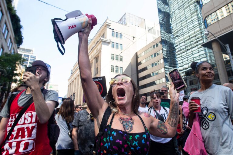 ‘The ultimate selfishness’: Doctors grow frustrated as anti-vaxxers protest hospitals