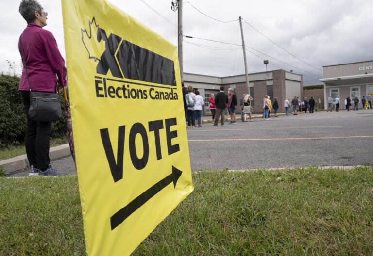 Voters have grown more angry, apathetic about election throughout campaign: poll