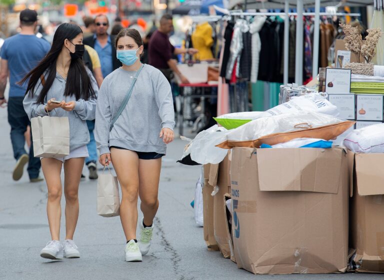 Quebec adds 633 new COVID-19 cases, 7 more deaths