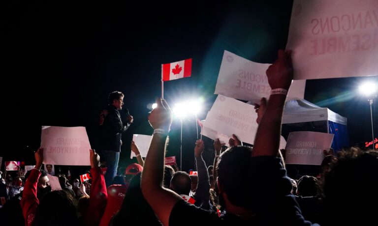 Liberals, Conservatives in dead heat as campaign enters final week: poll