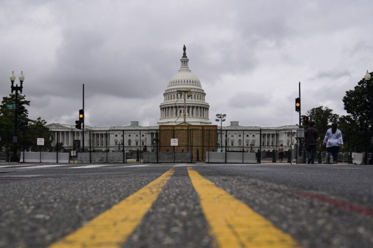 Police say they’re ready to prevent violence at rally supporting U.S. Capitol rioters