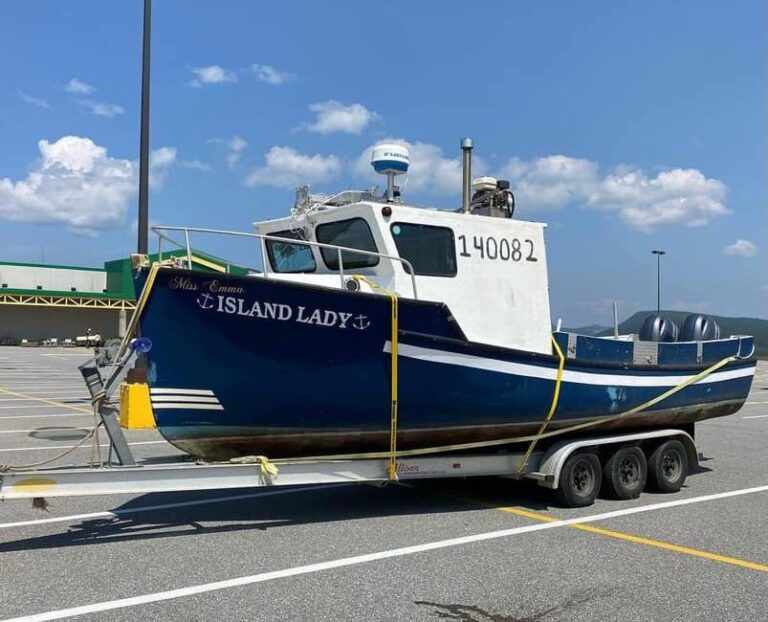 RCMP end search for two Labrador fishermen reported missing more than a week ago