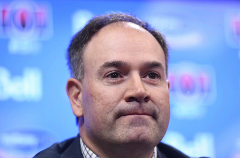 Ottawa Senators extend GM Pierre Dorion through 2024-25 season