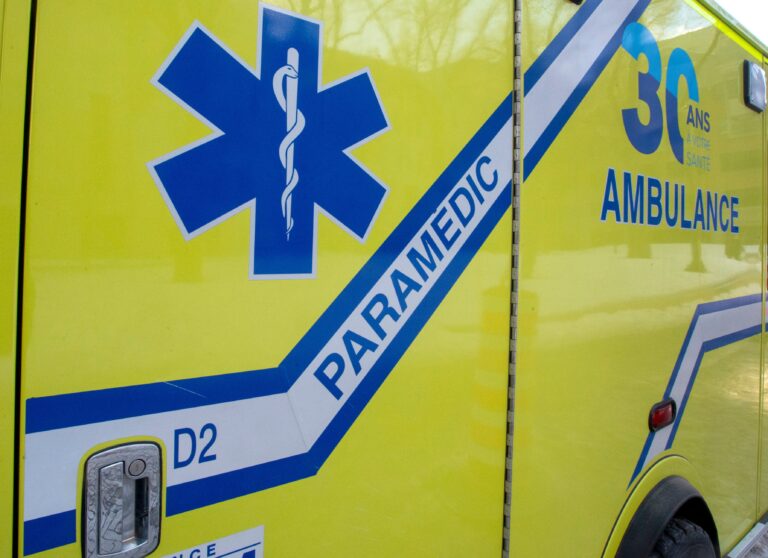 Pedestrian killed in Laval collision Wednesday night