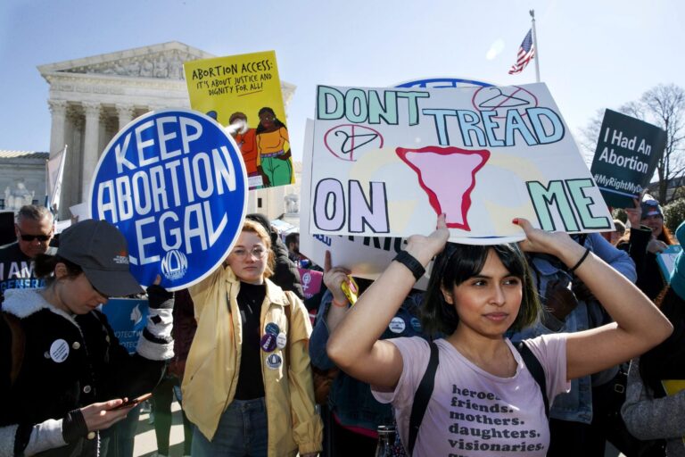 Texas ban on virtually all abortions takes effect as U.S. Supreme Court stays silent