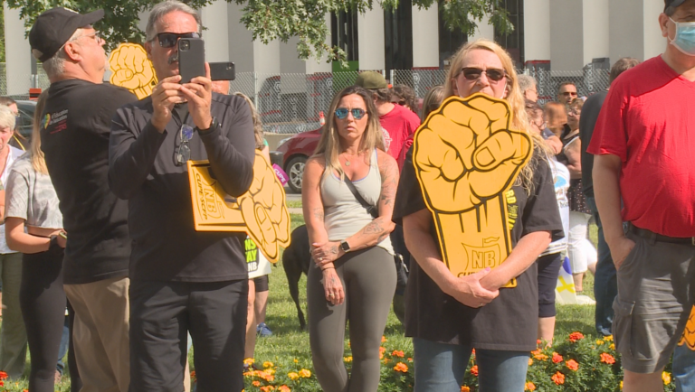 CUPE claims N.B. government negotiated in bad faith in labour board complaint