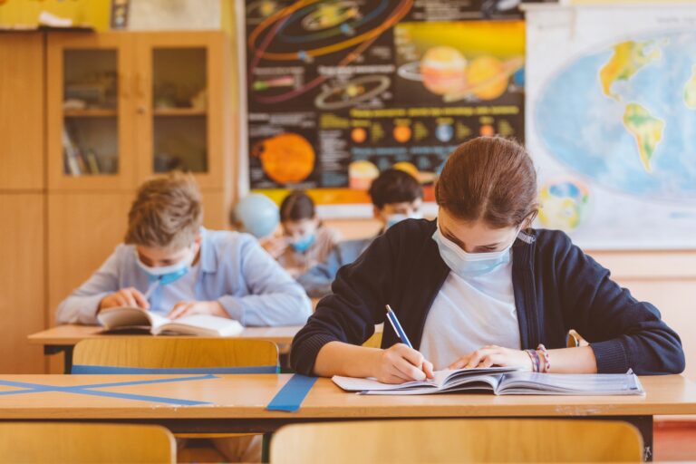 Manitoba announces changes to COVID-19 protocols for schools