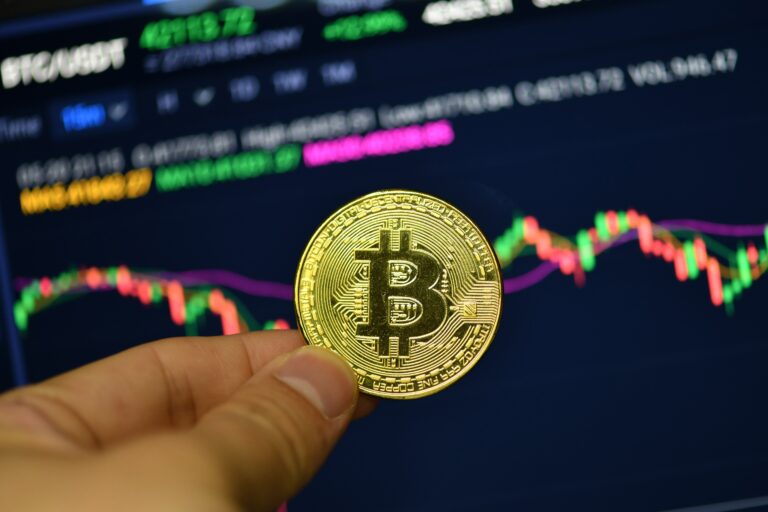 Bitcoin price sinks as China cracks down on cryptos, declares all transactions illegal