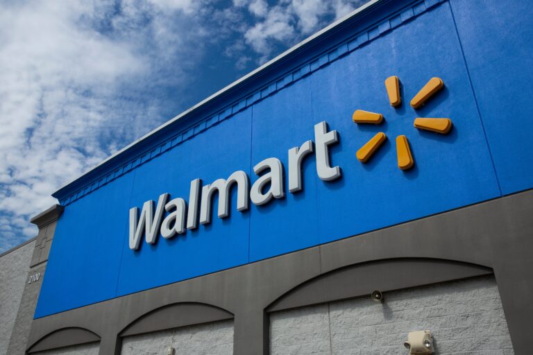 No, Walmart is not partnering with litecoin for payments, spokesperson says