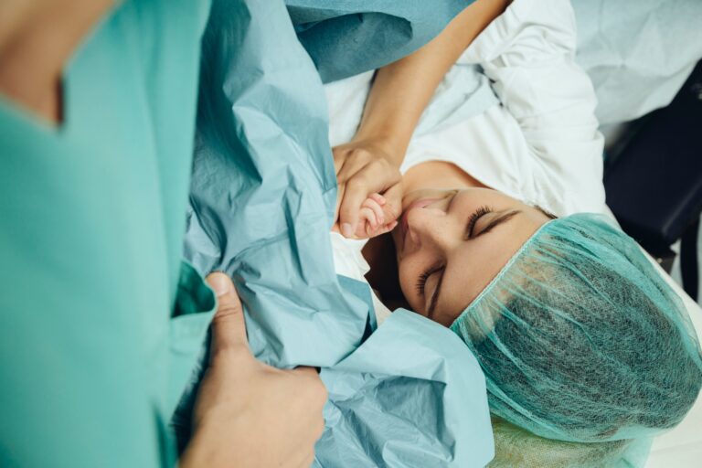 COVID-19: Maternity ward patients limited to one on-site support person at Alberta hospitals