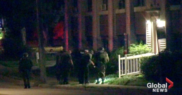 Drivers sought as potential witnesses to late-night shooting in Lindsay, Ont.