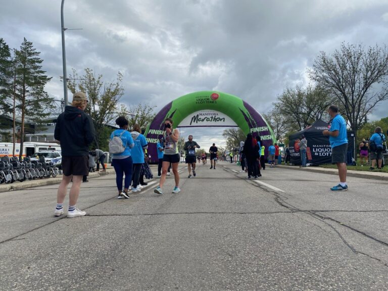Manitoba Marathon returns with in-person race for first time in 2 years