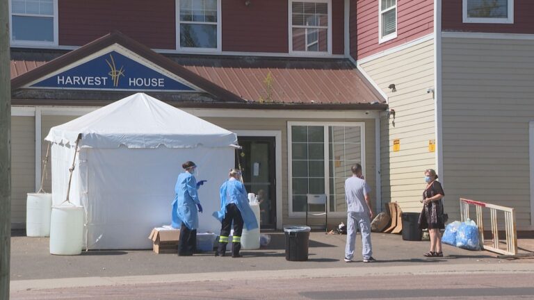 COVID-19 outbreak at Moncton homeless shelter poses challenges