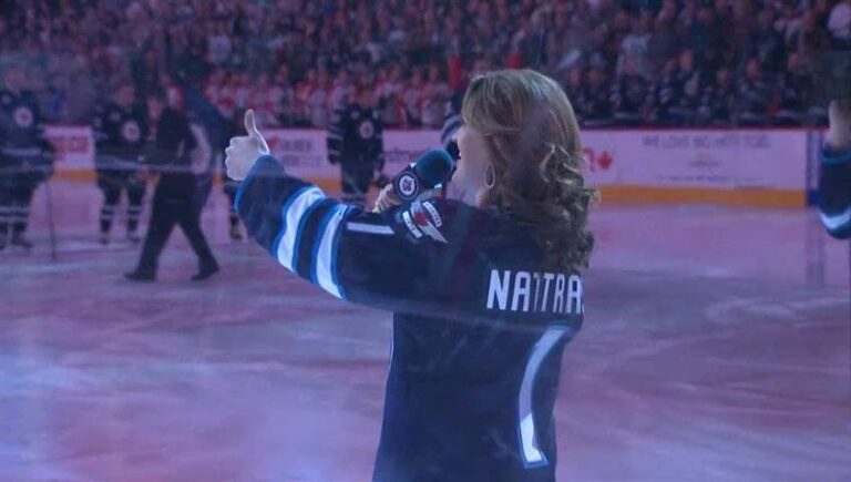 Jets’ anthem singer says there’s ‘anticipation of joy’ for packed Winnipeg arena again