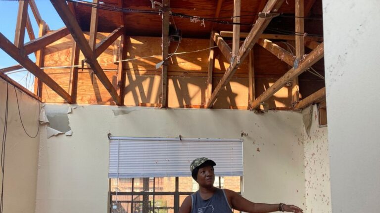 Ida-ravaged apartment complex forces tenants to pack, plan