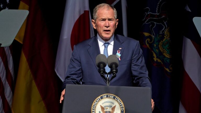 Bush to headline fundraiser for Cheney after Trump backs foe