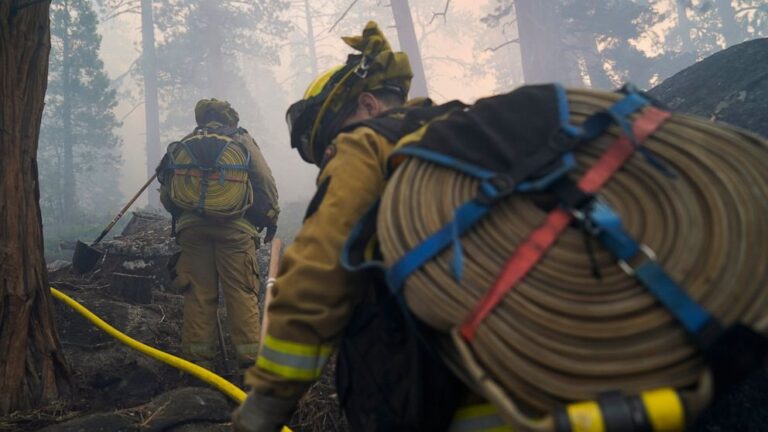 Lake Tahoe evacuees watching weekend with hope as fire slows