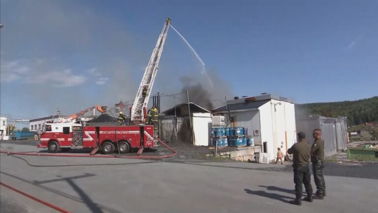 3 dead after fire at Beauceville lumber facility